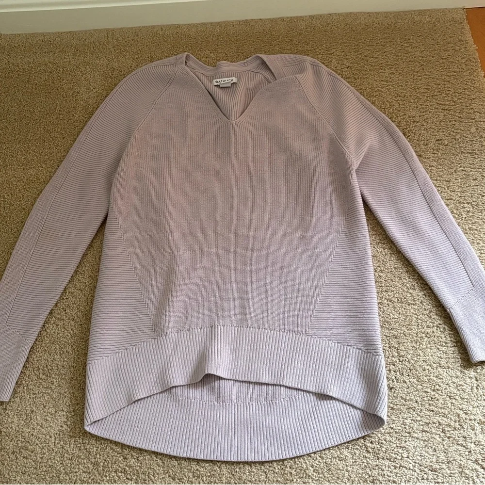 Athleta Merino Wool Lavender V-Neck Women's Sweater NOT FOR SALE - Picture 4 of 6